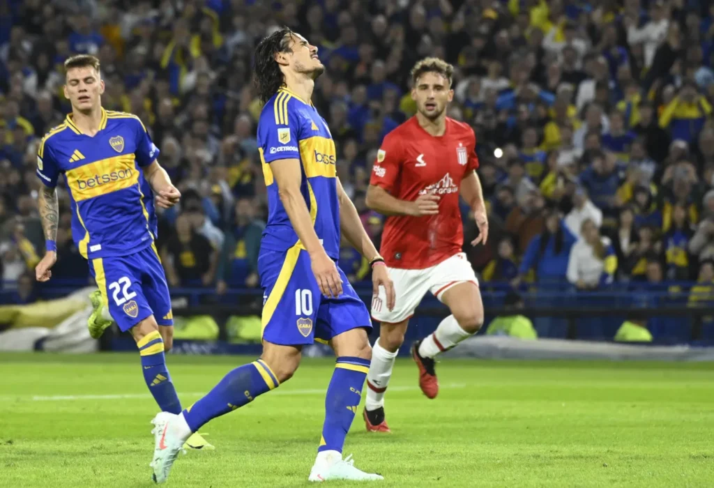boca-estudiantes-edinson-cavani-penal-jpg
