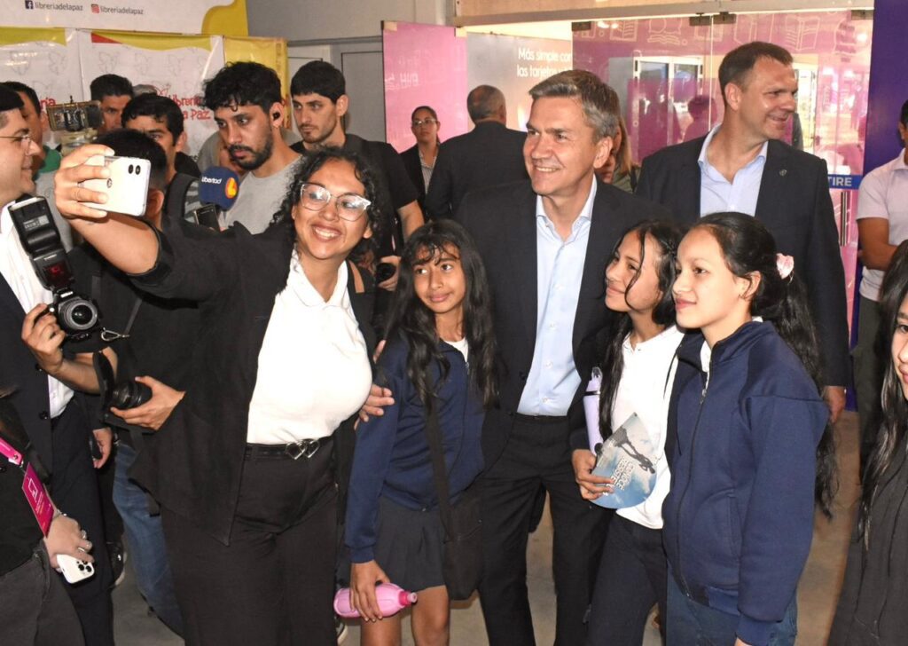 1000062466-68deb2a1d1f50177963937