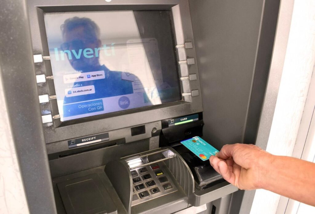 whatsapp-image-2025-10-28-at-08-05-13-6900a453419bf388821352