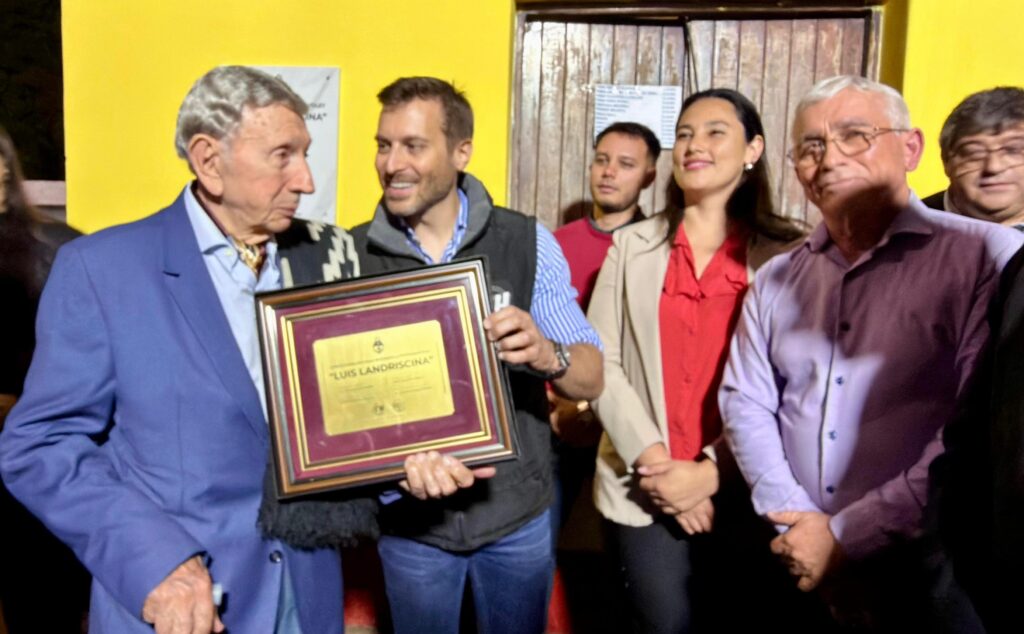 1000083968-6907757a4f7fc608796375