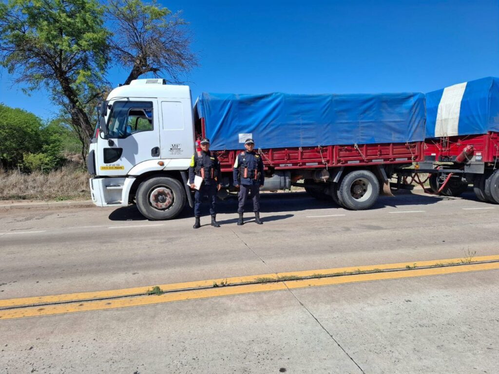 photo-4911579344371649320-y-69052385694f4429832430