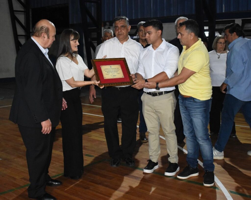 whatsapp-image-2025-11-04-at-07-59-02-6909e4eda9e99586136527