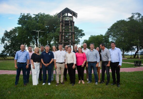 1000105477-6934743b09027158301082